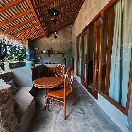 Basa-Basi Lodge Karimunjawa Eksteriør billede