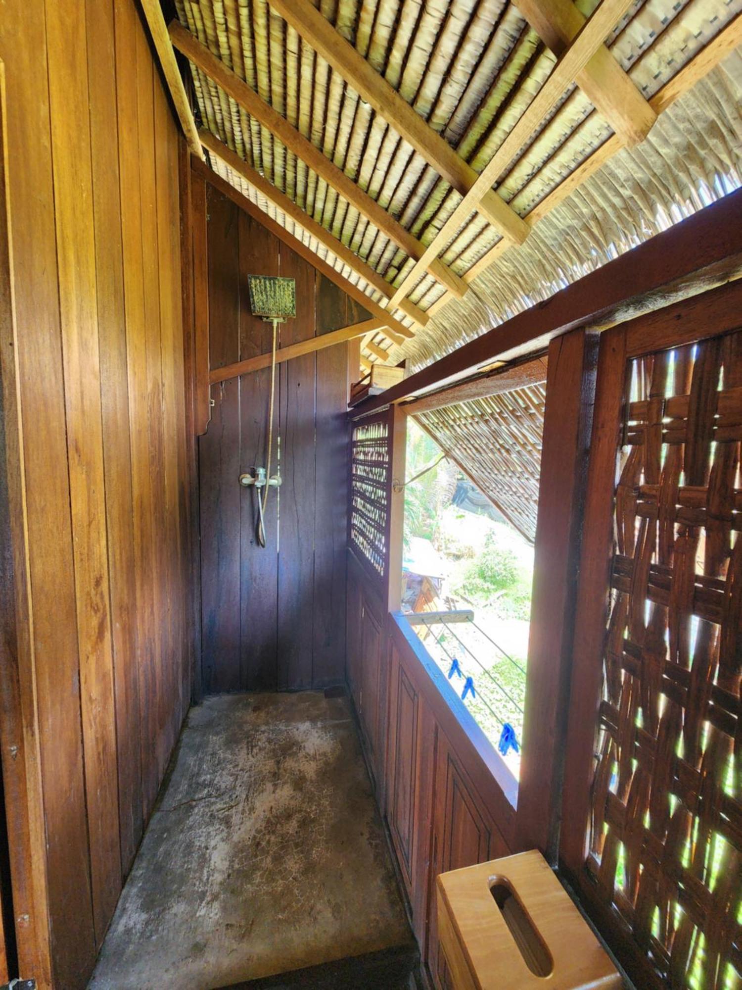 Basa-Basi Lodge Karimunjawa Eksteriør billede